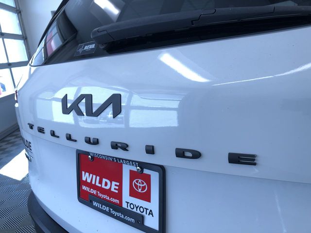 Thumbnail: 2022 Kia Telluride - 17