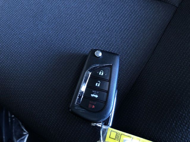 Thumbnail: 2025 Toyota Corolla - 13