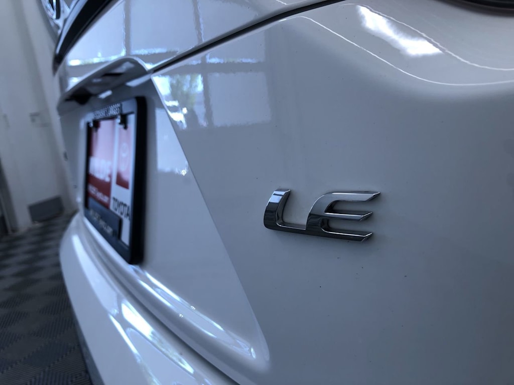 2024 Toyota Corolla LE 25