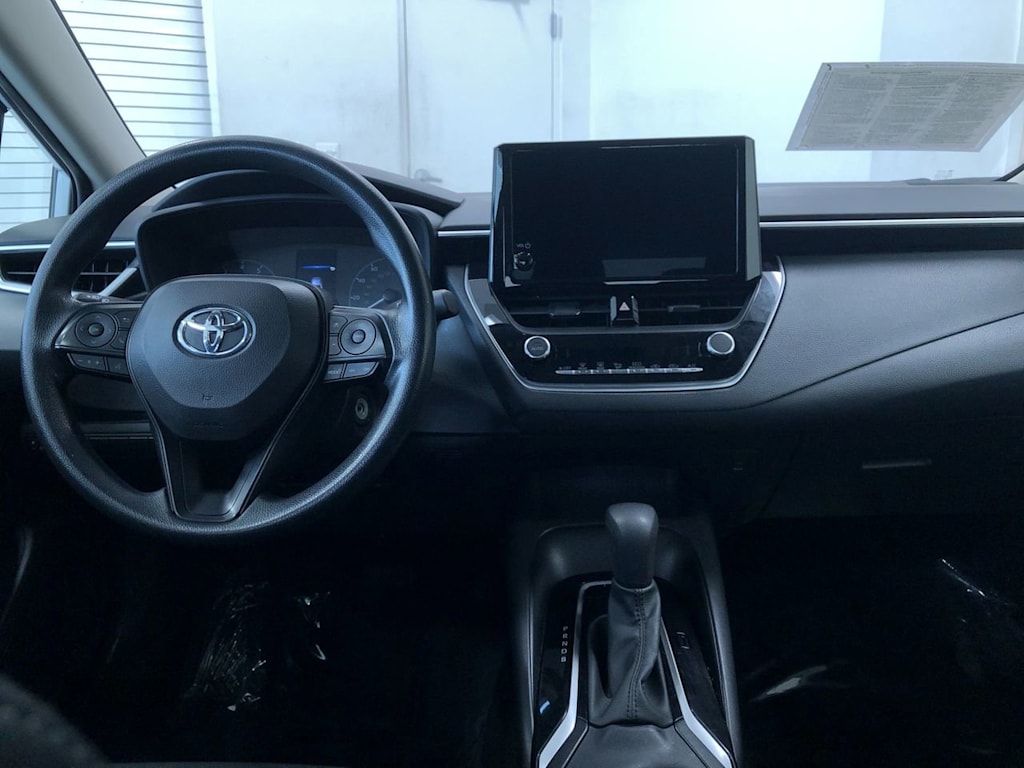 2023 Toyota Corolla LE 9