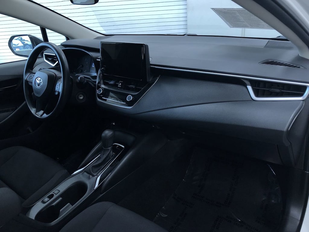 2023 Toyota Corolla LE 13