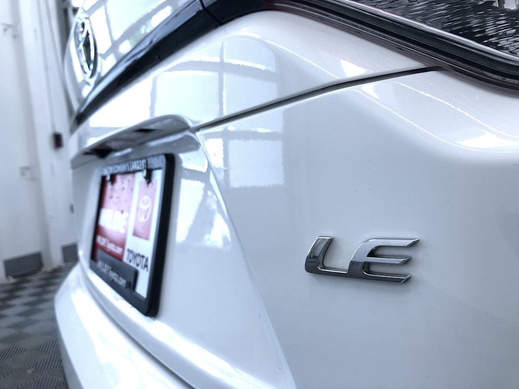 2023 Toyota Corolla LE 7