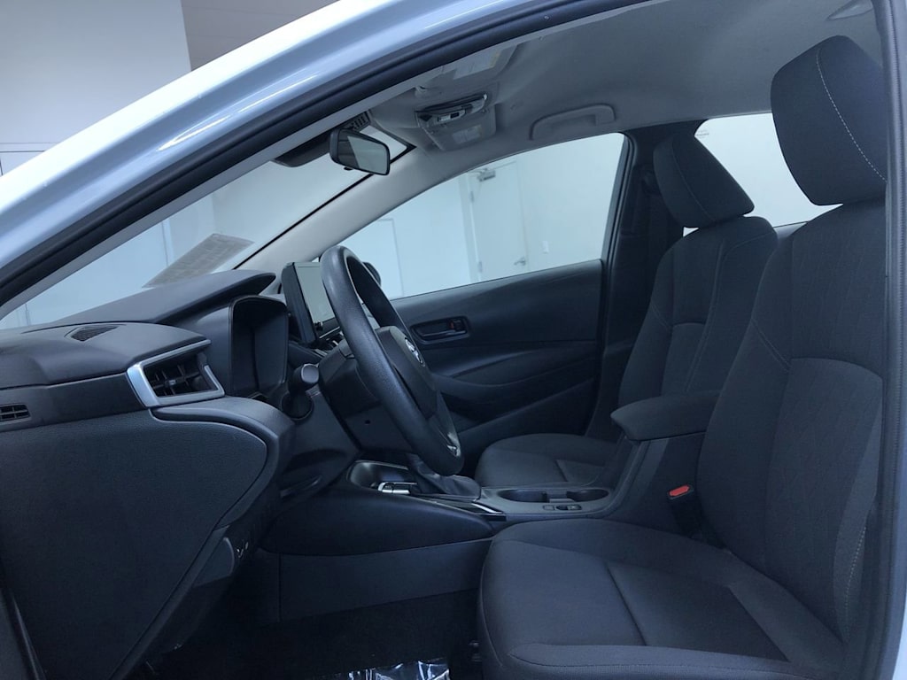 2023 Toyota Corolla LE 10