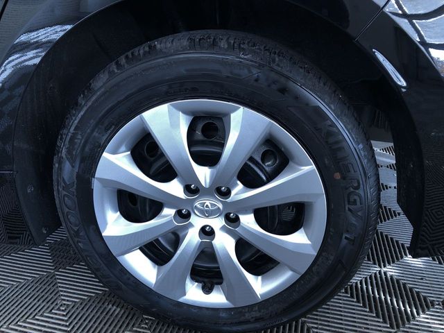 Thumbnail: 2025 Toyota Corolla - 6