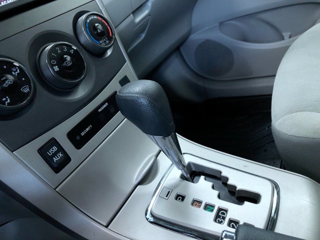 Thumbnail: 2013 Toyota Corolla - 15