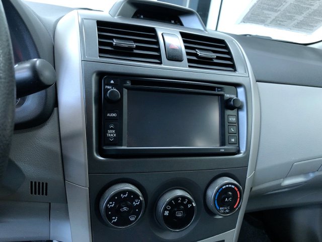 Thumbnail: 2013 Toyota Corolla - 14