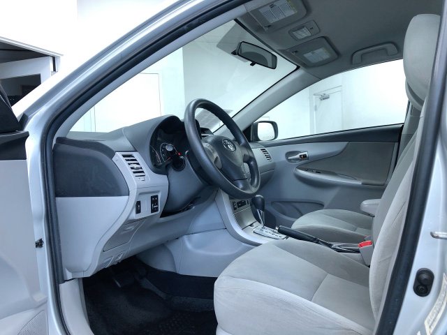 Thumbnail: 2013 Toyota Corolla - 2