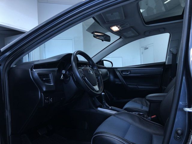 Thumbnail: 2015 Toyota Corolla - 2