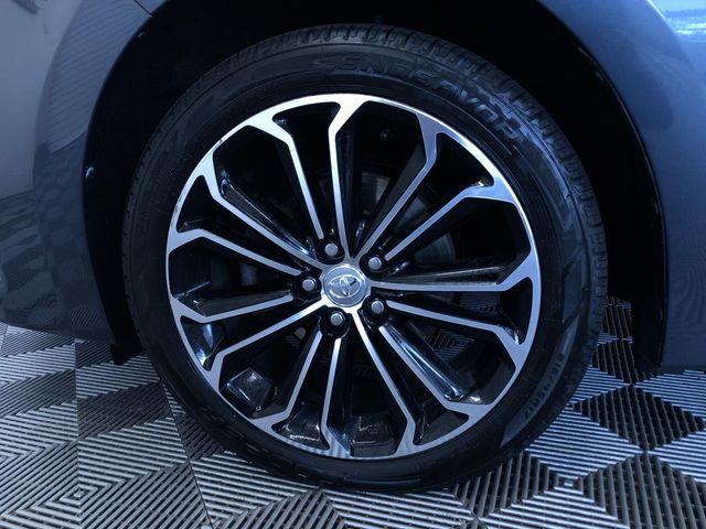 Thumbnail: 2015 Toyota Corolla - 8