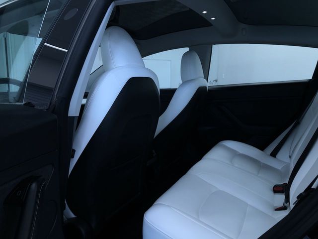 Thumbnail: 2023 Tesla Model 3 - 12