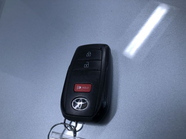 Thumbnail: 2024 Toyota Corolla Cross - 19