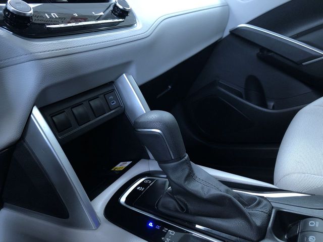 Thumbnail: 2023 Toyota Corolla Cross - 15