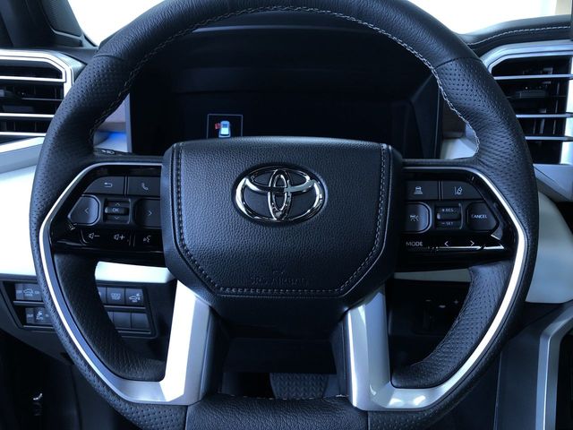 Thumbnail: 2023 Toyota Sequoia - 14