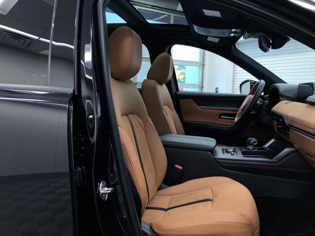 Thumbnail: 2025 Mazda CX-70 - 11