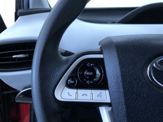 Thumbnail: 2017 Toyota Prius - 28
