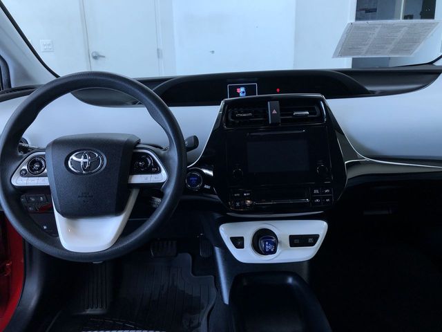 Thumbnail: 2017 Toyota Prius - 8