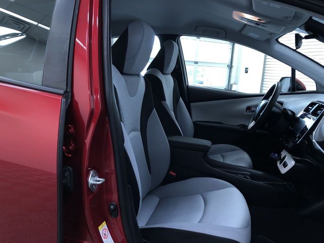 Thumbnail: 2017 Toyota Prius - 10