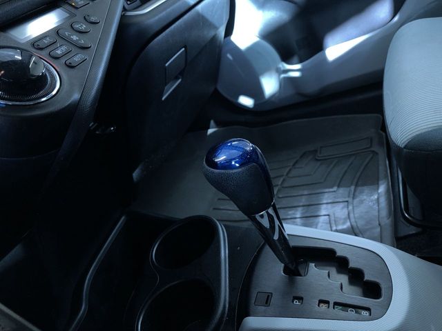 Thumbnail: 2014 Toyota Prius c - 31