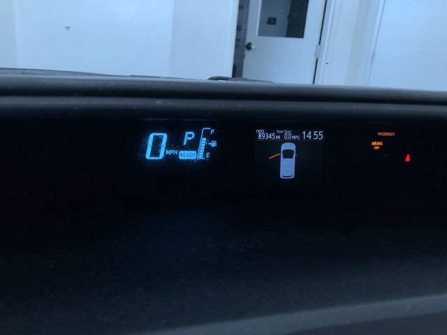 Thumbnail: 2014 Toyota Prius c - 32