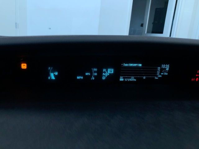 Thumbnail: 2010 Toyota Prius - 30