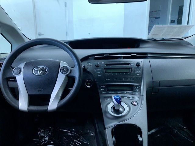Thumbnail: 2010 Toyota Prius - 7