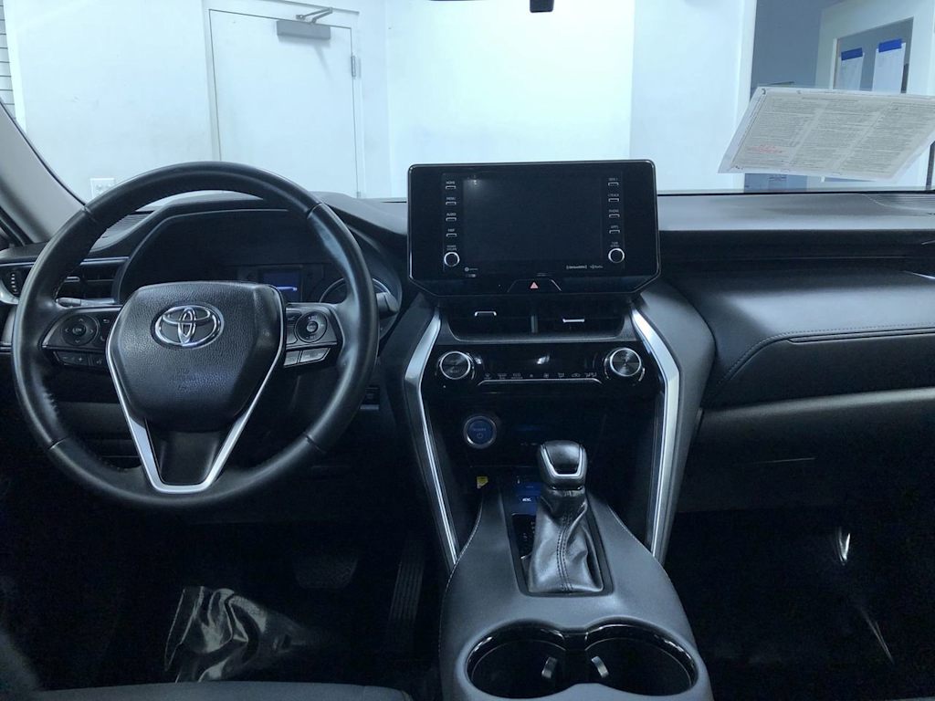 2021 Toyota Venza LE 2