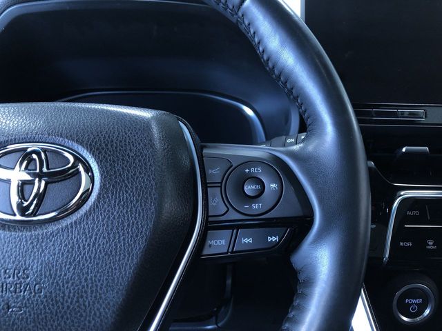 Thumbnail: 2023 Toyota Venza - 31