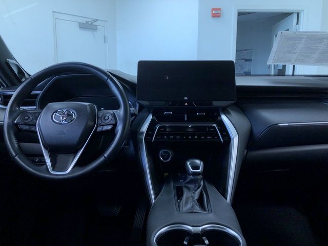 Thumbnail: 2023 Toyota Venza - 2