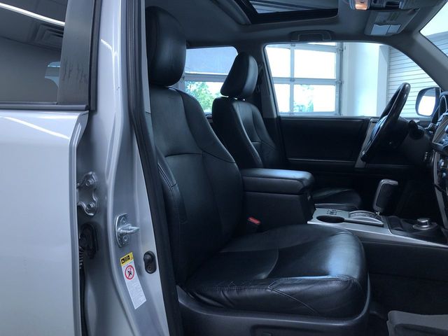 Thumbnail: 2011 Toyota 4Runner - 11