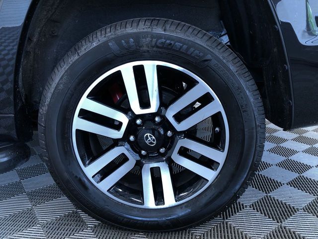 Thumbnail: 2021 Toyota 4Runner - 8