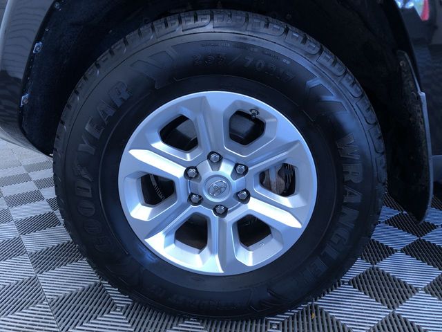 Thumbnail: 2021 Toyota 4Runner - 8
