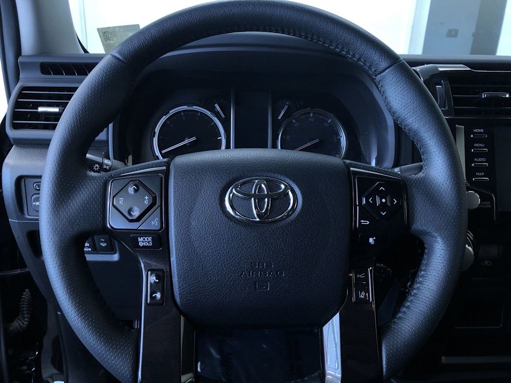 2024 Toyota 4Runner TRD Off Road 13