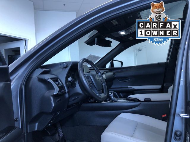 Thumbnail: 2020 Lexus UX - 19