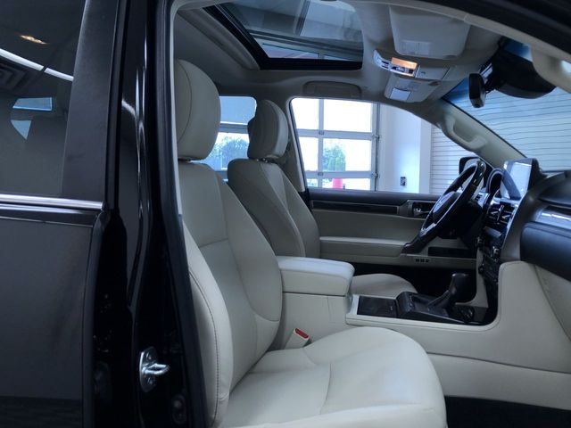 Thumbnail: 2022 Lexus GX - 11