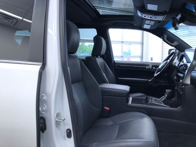 Thumbnail: 2023 Lexus GX - 11