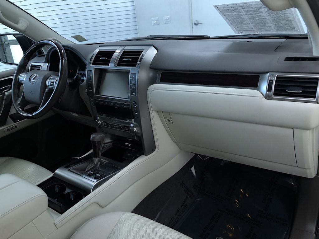 2019 Lexus GX 460 13