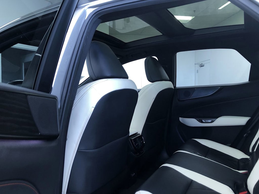 2022 Lexus NX Hybrid 350h Luxury 12