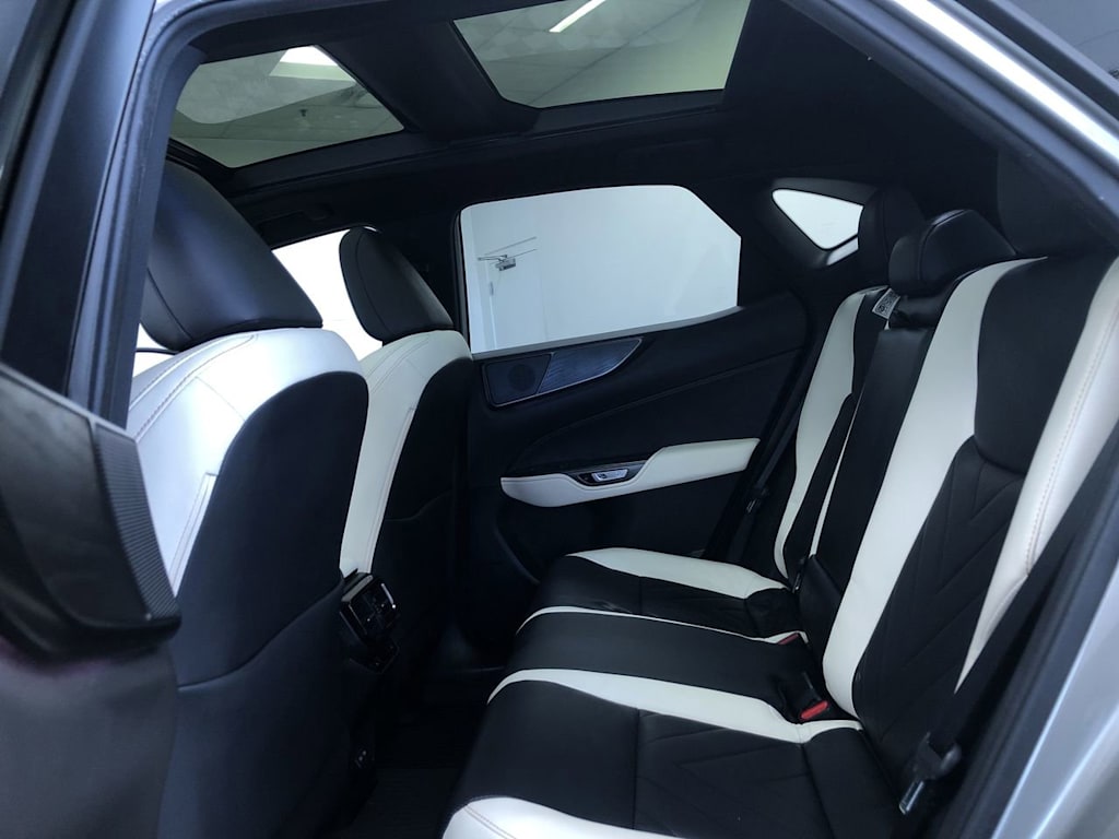 2022 Lexus NX Hybrid 350h Luxury 28