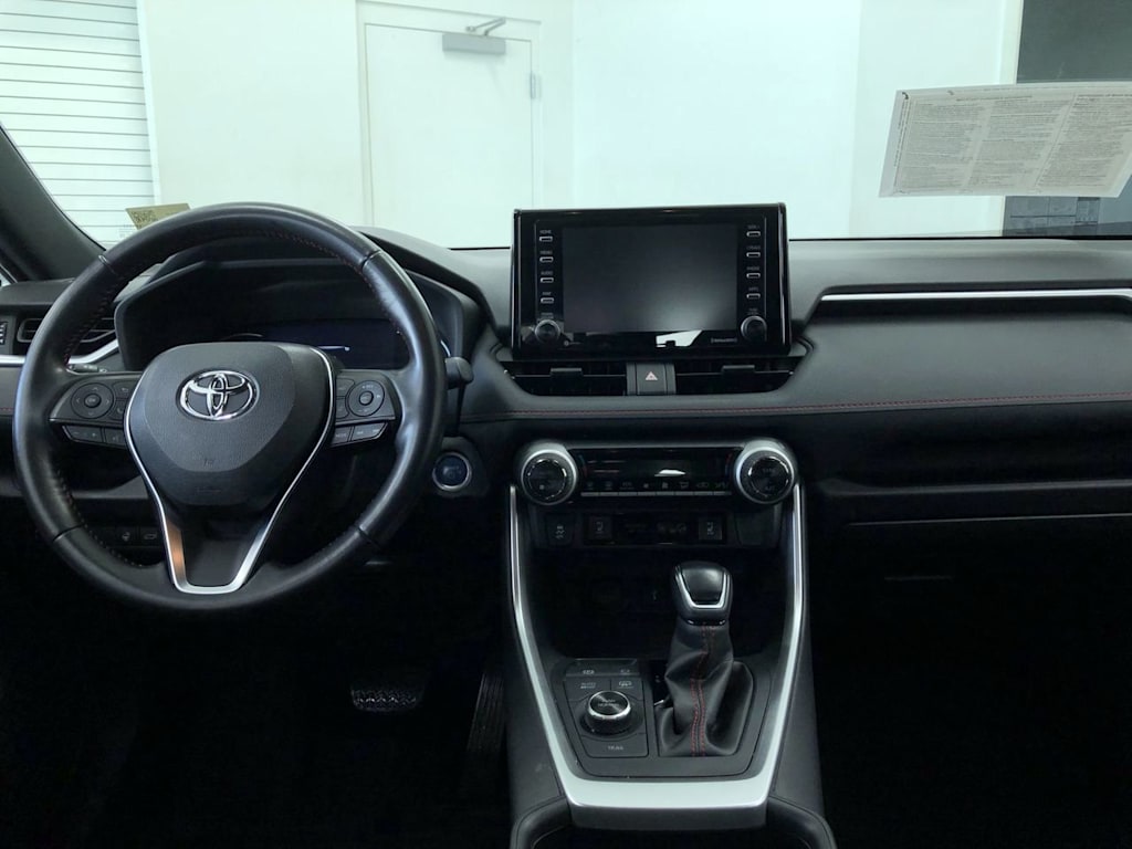 2021 Toyota RAV4 Prime SE 9