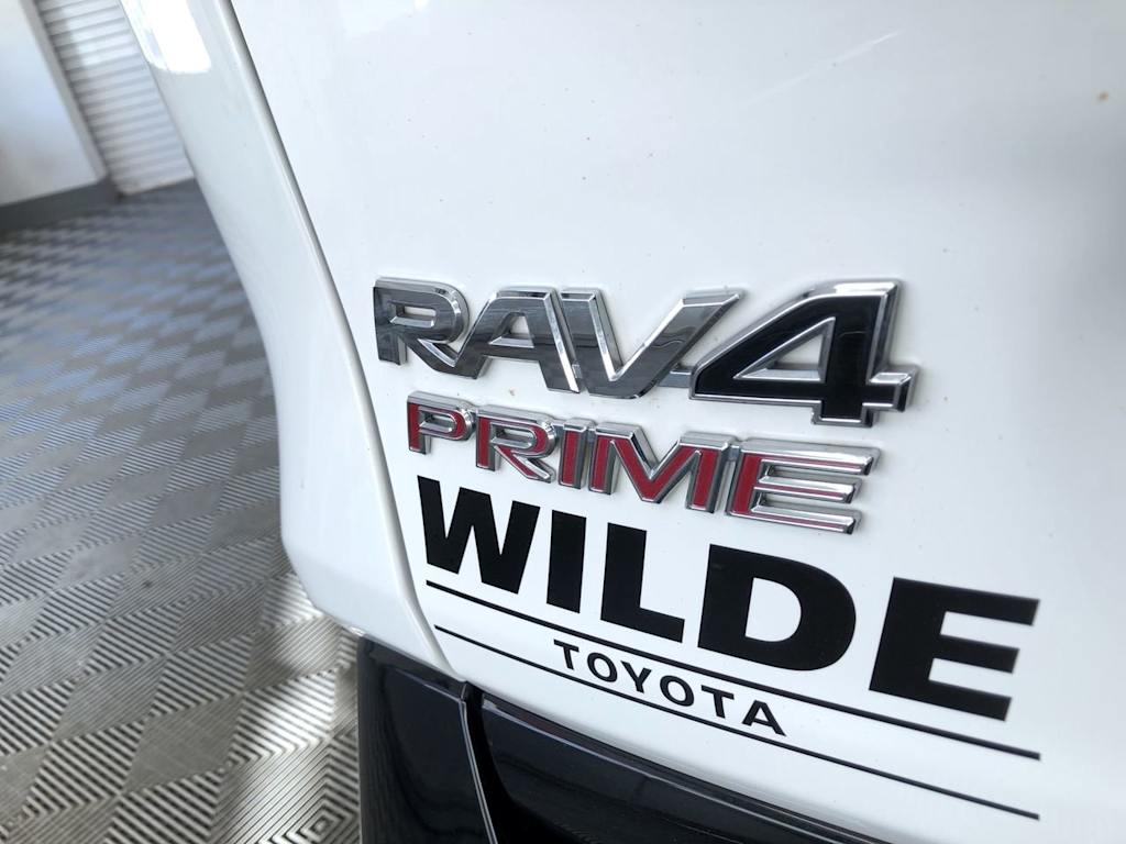 2021 Toyota RAV4 Prime SE 7