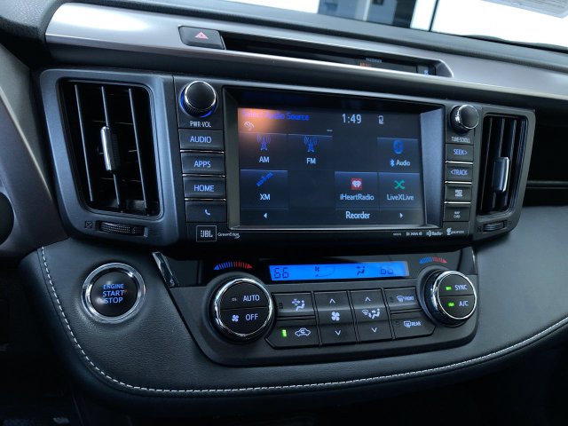 Thumbnail: 2016 Toyota RAV4 - 33