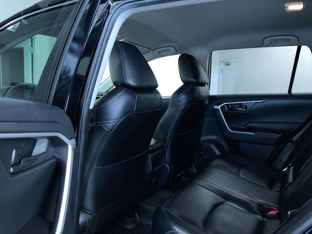 Thumbnail: 2019 Toyota RAV4 - 11