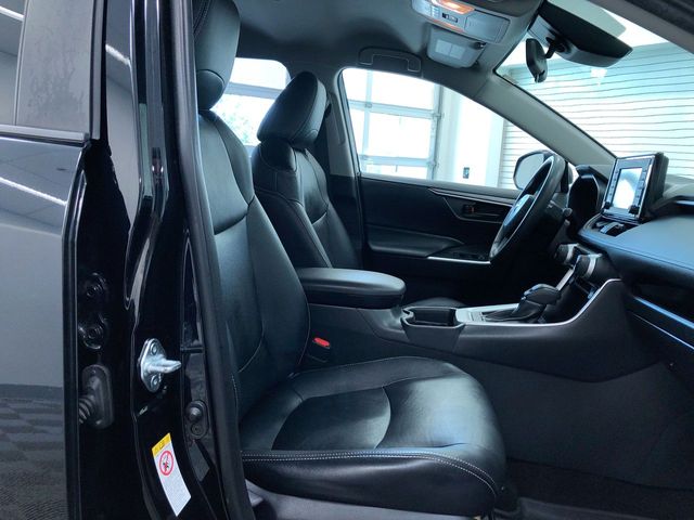 Thumbnail: 2019 Toyota RAV4 - 10