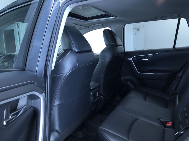 Thumbnail: 2021 Toyota RAV4 - 12