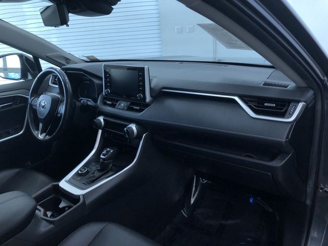 Thumbnail: 2021 Toyota RAV4 - 13