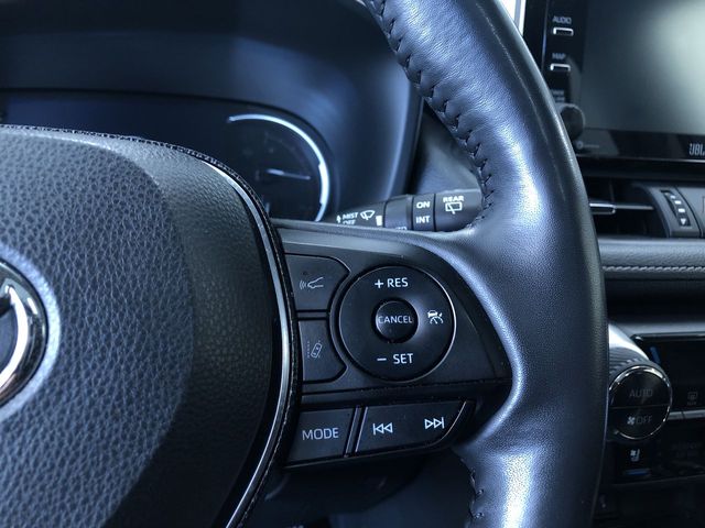 Thumbnail: 2021 Toyota RAV4 - 24