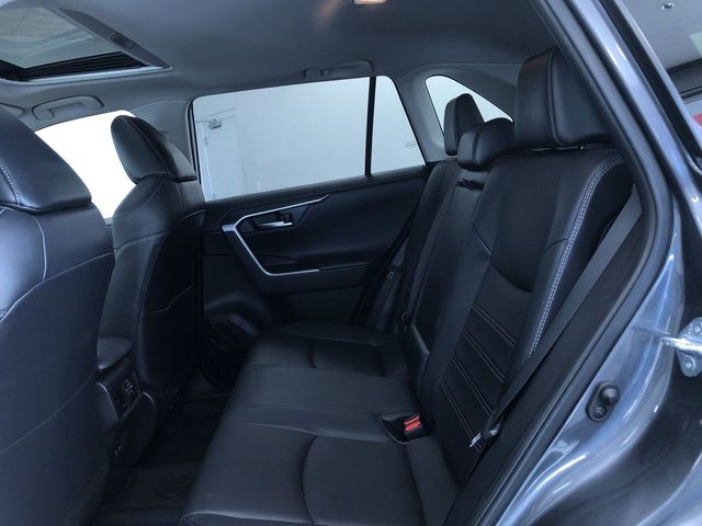 Thumbnail: 2021 Toyota RAV4 - 21