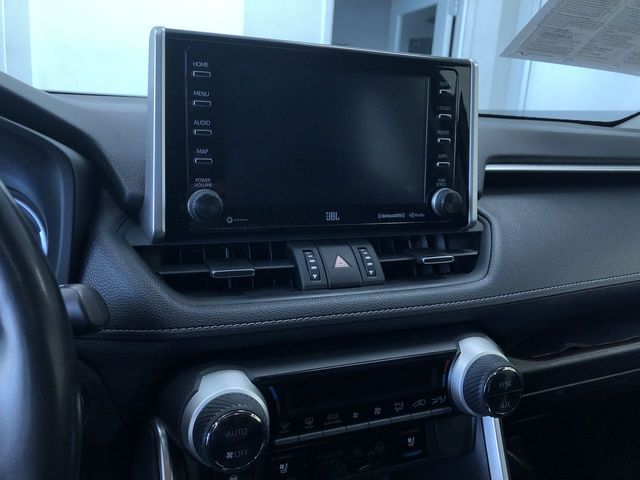 Thumbnail: 2021 Toyota RAV4 - 15