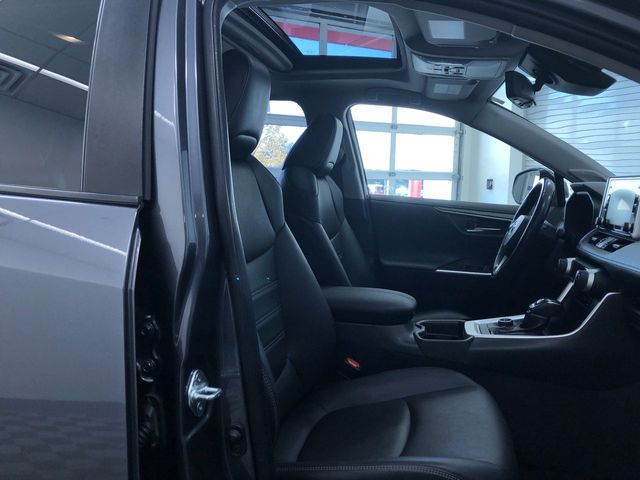 Thumbnail: 2021 Toyota RAV4 - 11