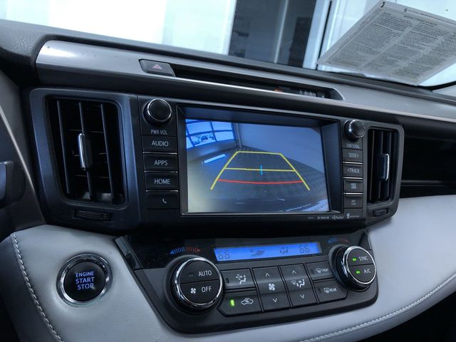 Thumbnail: 2018 Toyota RAV4 - 14